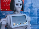 Рекламный интерактивный робот (робот промоутер) KIKI